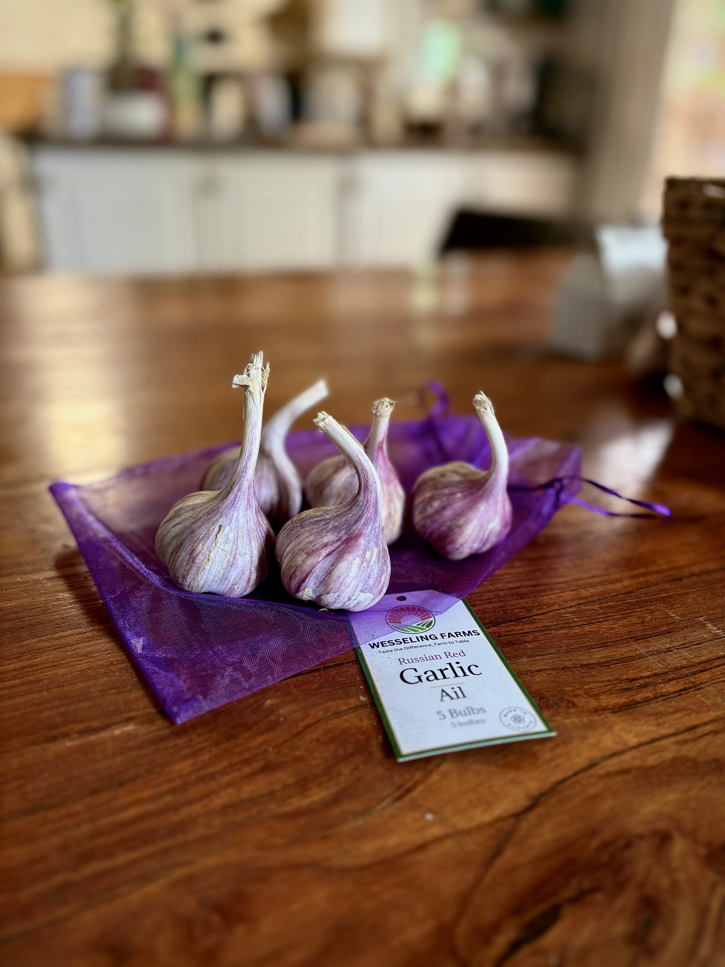 Wesseling Farms signature Russian Red garlic™ (5 assorted bulbs)